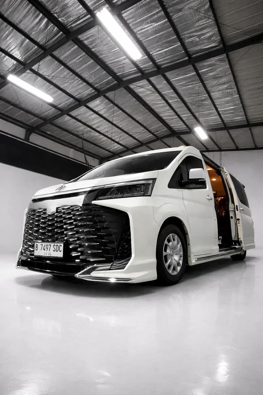 Hiace Premium 10 Penumpang